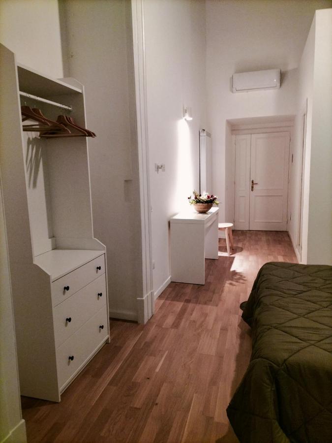 B&B Ma.Li. Naples Luaran gambar