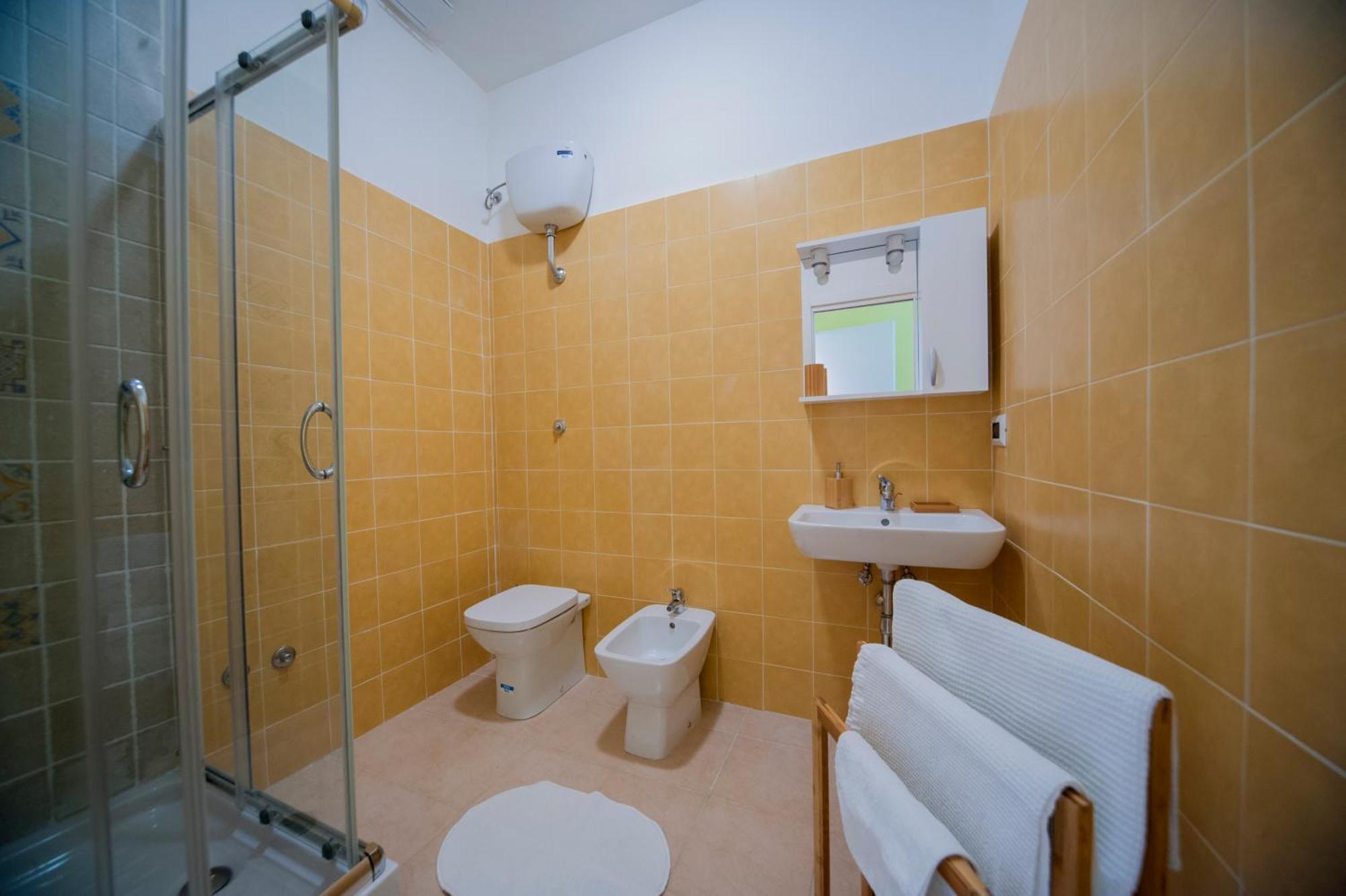 B&B Ma.Li. Naples Luaran gambar